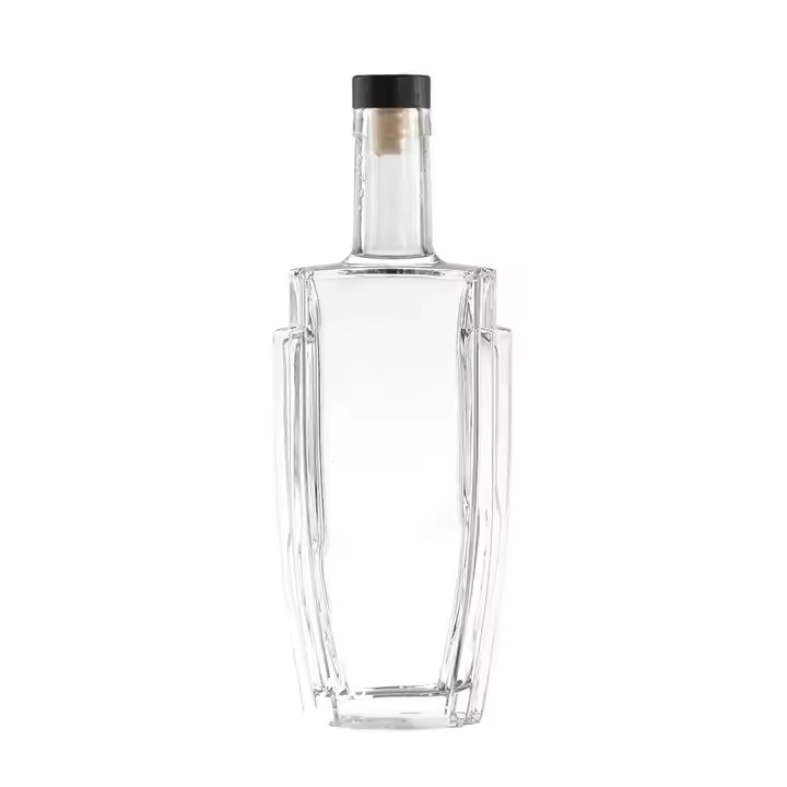 High Grade Transparent Liquor Bottle for Vodka Whiskey Brandy and Tequila with Cork Sealing and Lids