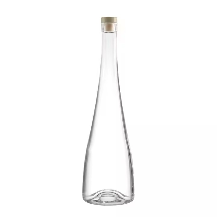 Wholesale 700ml Super Flint Clear Liquor Glass Bottle Empty for Tequila and Brandy with Rubber Stopper Sealing