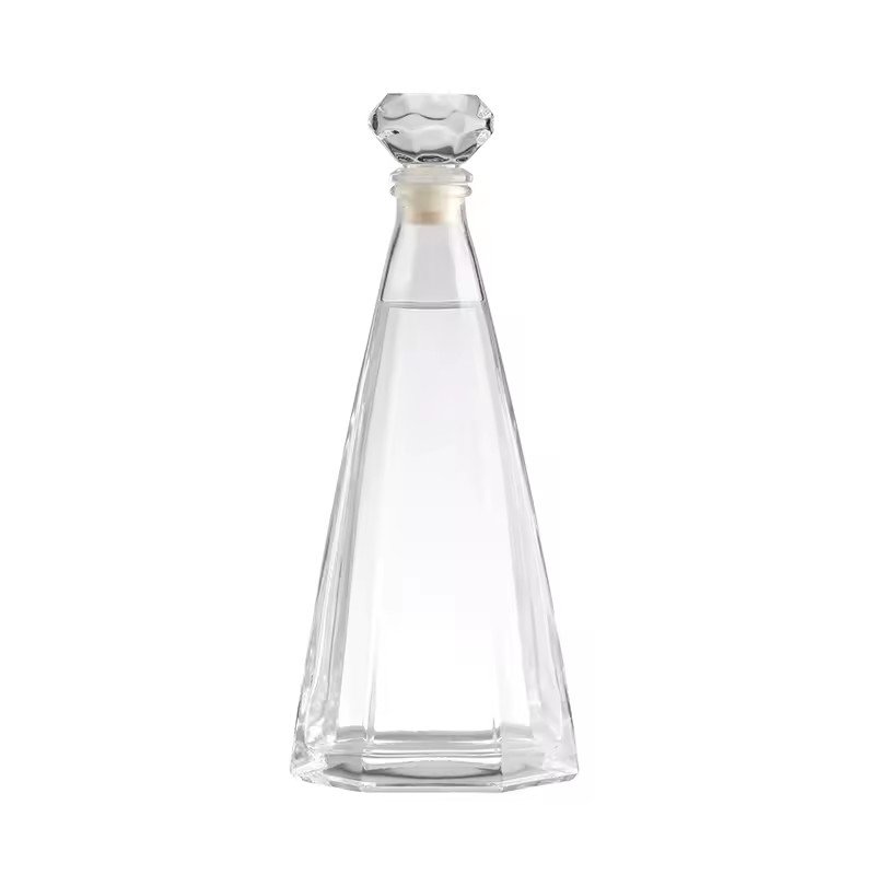 500ml Empty Glass Liquor Vodka Bottle Hexagonal Pyramid Shaped Beverage Juice Milk Alcohol Glass Bottle