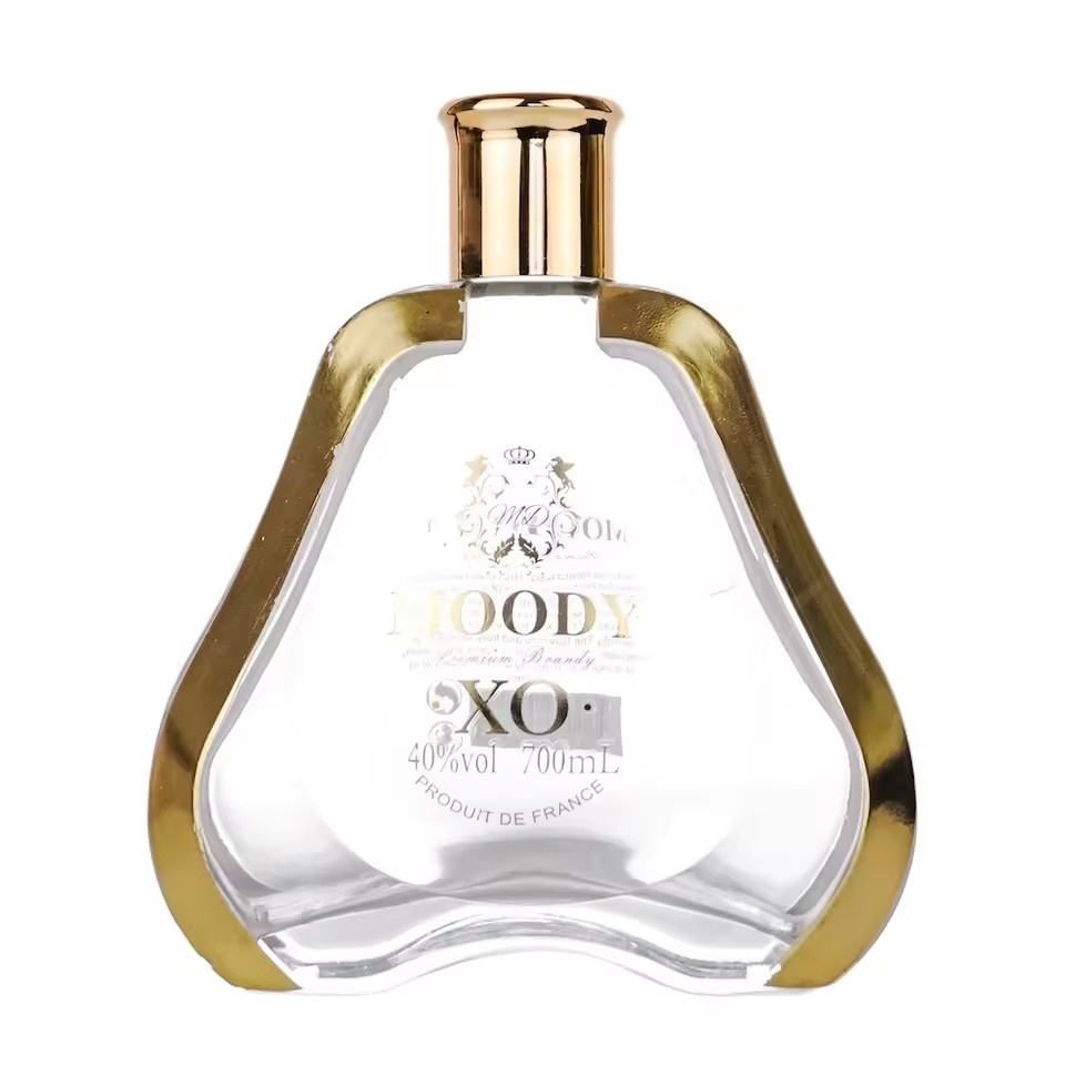 Custom Design 700ml Heavy Weight Liquor Bottle with Ornate Gold Trim for Premium Brandy XO Cognac Spirit with a Cap