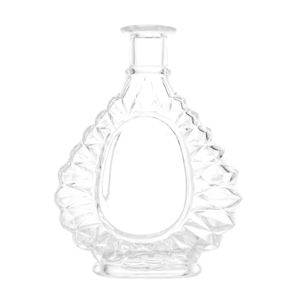 Custom 700ml Premium Brandy Bottle with Fancy Embossed Glass in a Unique Shape for Whiskey Liquor and Spirit Drinks