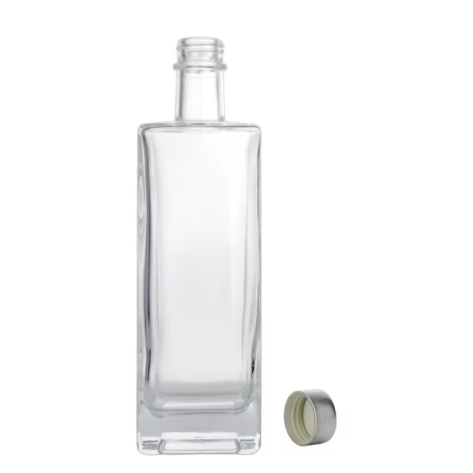 Factory Manufactured Hot Stamping 500ml Empty square Vodka Whisky Bottle Mini Liquor Glass Bottles for Sale