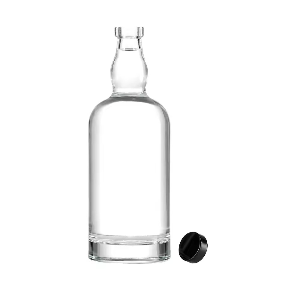 Wholesale Hot Sales 500ml & 750ml Water Beverage and Liquor Glass Bottles Gin Spirit Bottle