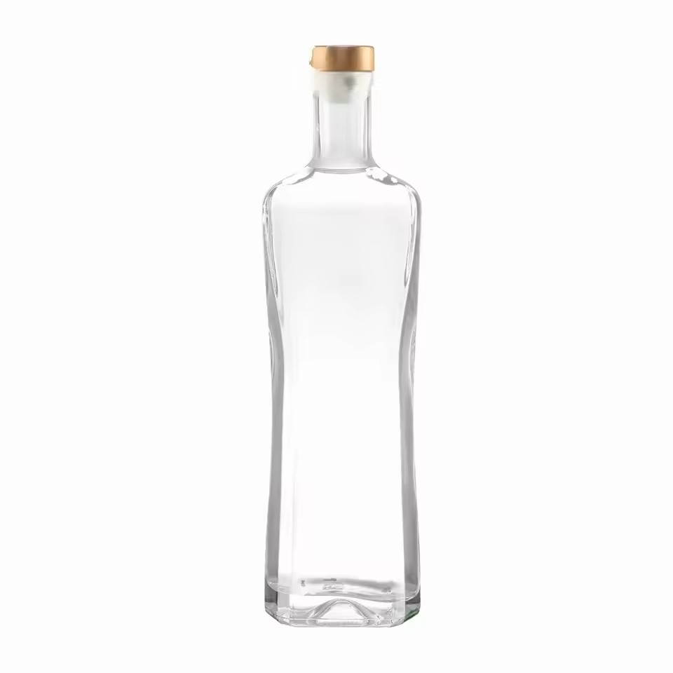 Factory Direct 500ml Glass Bottle with Wooden Rubber Stopper Transparent Vodka Whiskey Tequila Brandy Energy Drinks for Sale