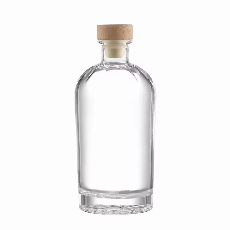 Hot Customized Logo 500ml 750ml Empty Spirit Bottle for Vodka Whiskey Brandy Rum Tequila with Rubber Stopper for Energy Drinks