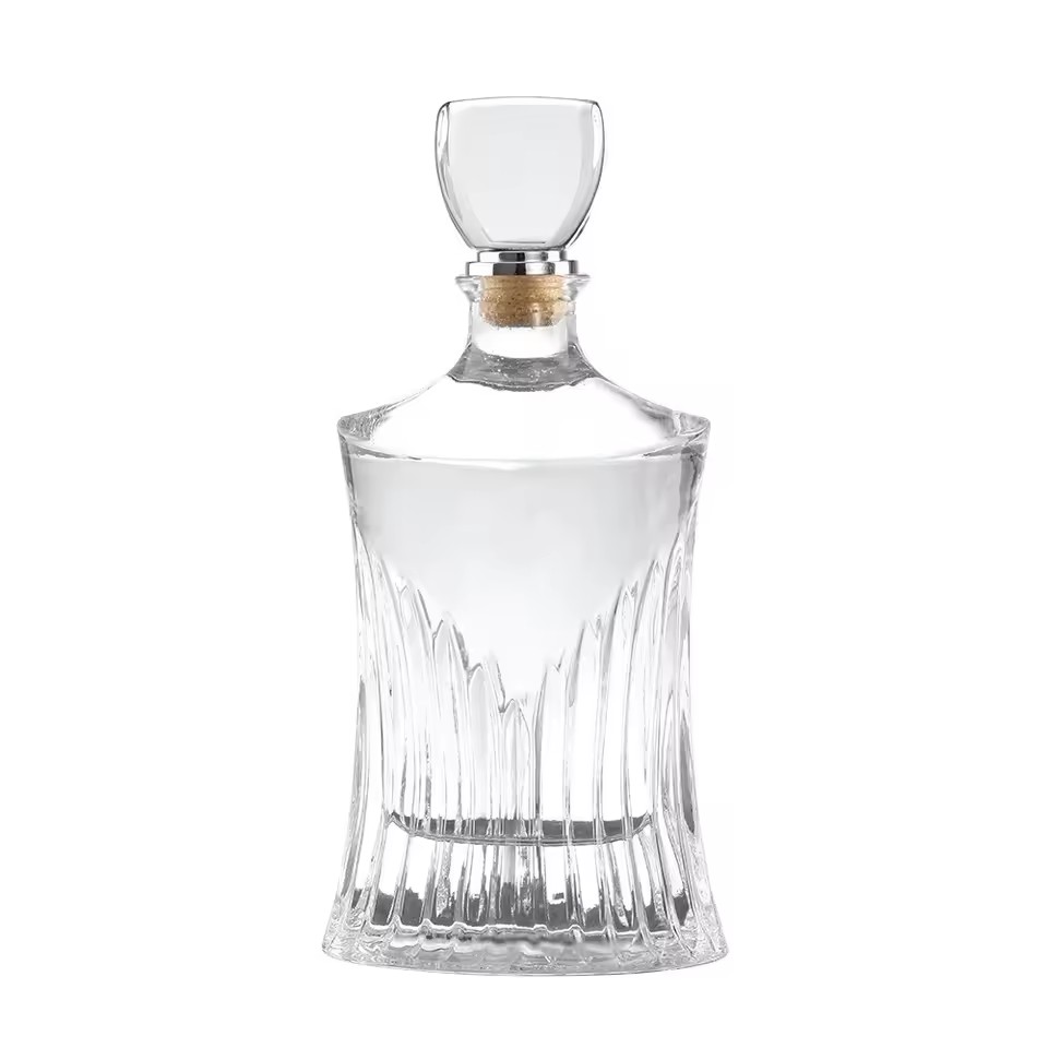 Luxury 700ml Glass Bottle with Transparent Design on Sale for Tequila and Brandy