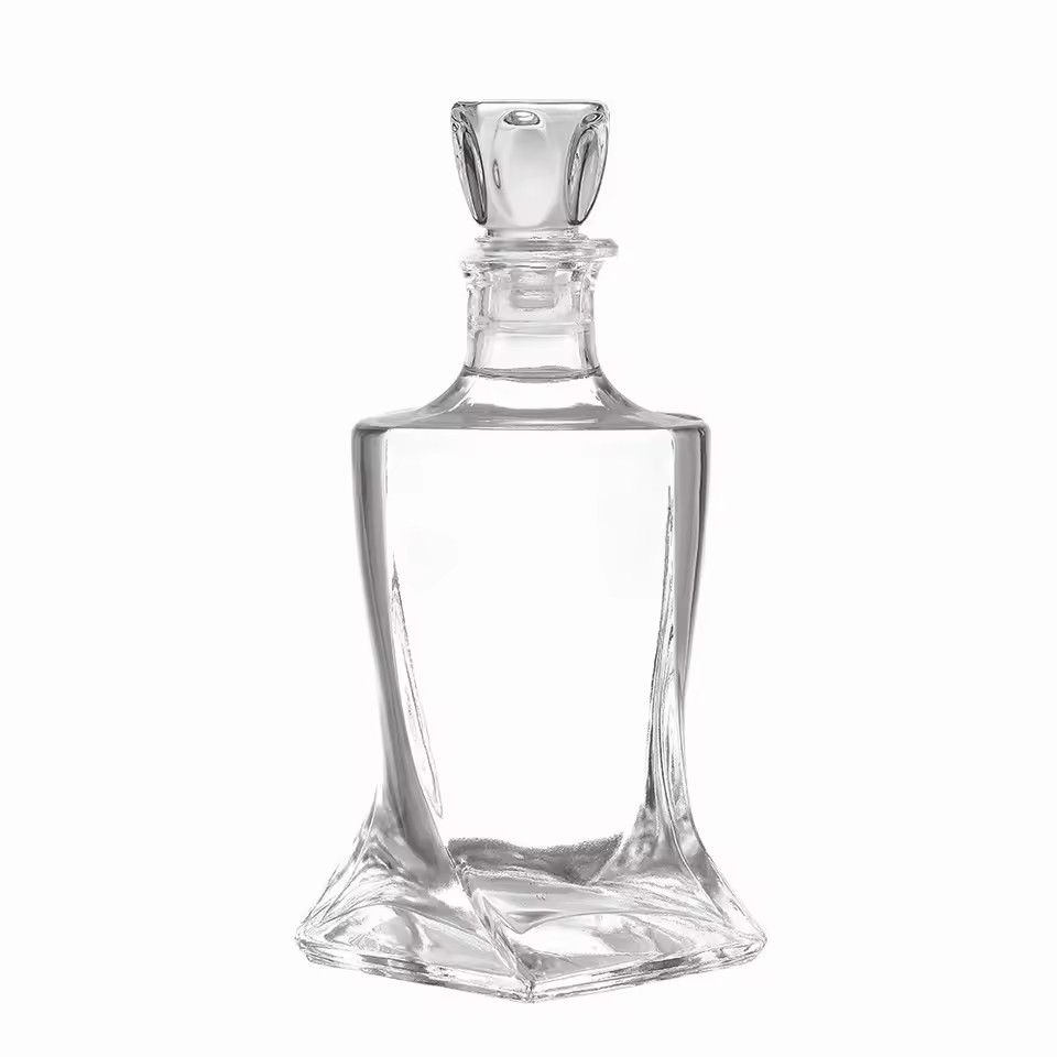 High Quality Square Empty Flint Glass Liquor Wine Bottle 250ml 500ml 750ml Cork Stopper with Flat Glass Lid for Tequila Brandy