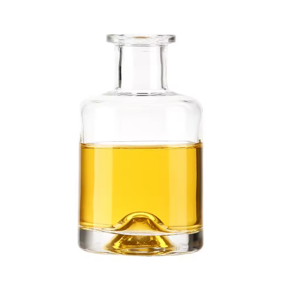 Custom Empty 20ml 30ml 50ml Round Air Freshener Perfume Glass Reed Diffuser Bottle for Home Decorative