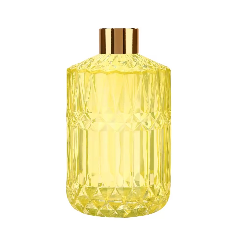 Luxury Custom Unique Design 50ml 100ml Colored Reed Diffuser Bottle for Home Decor