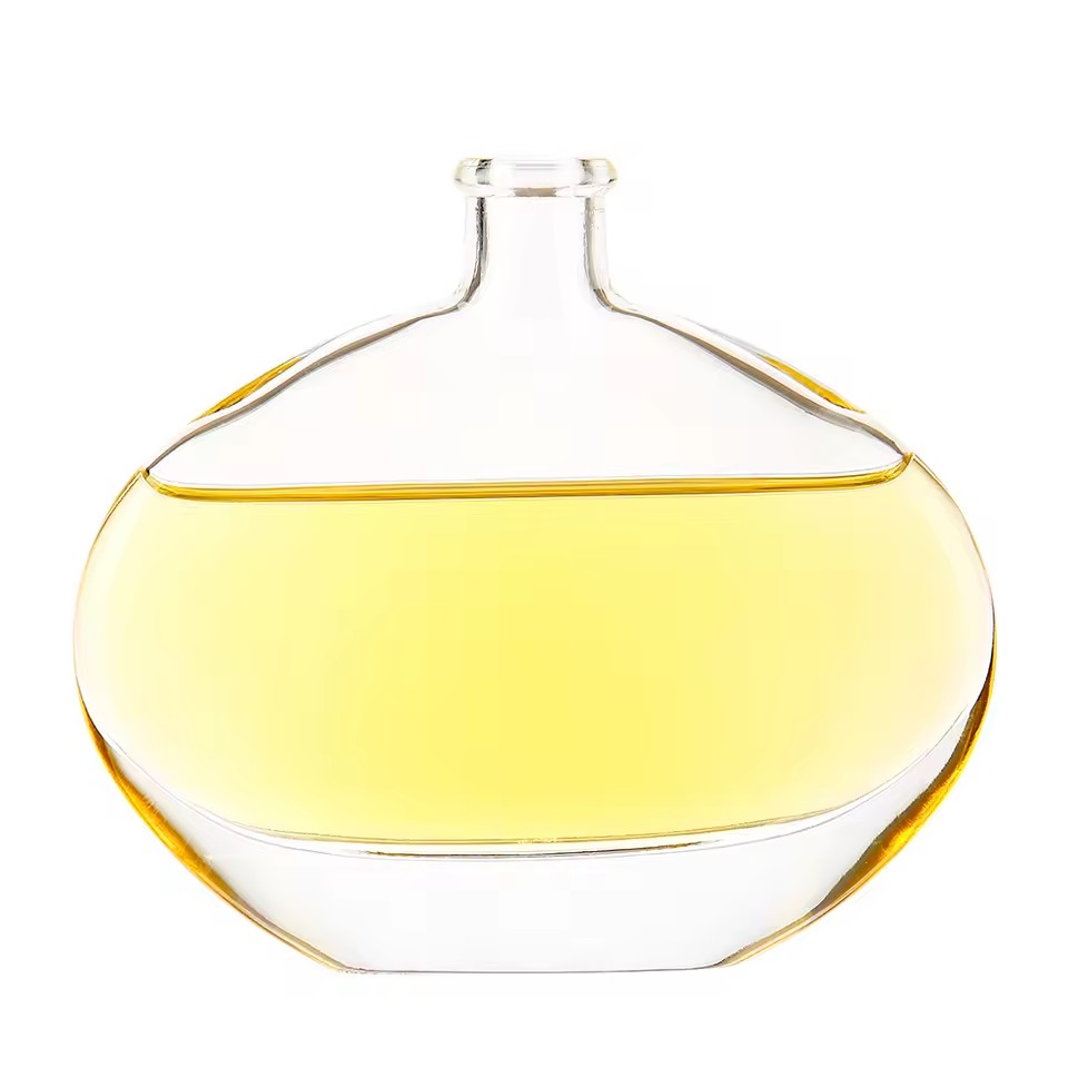 Home Decoration Perfume Aromatherapy Best Selling Luxury 100ml Round Diffuser Set for Room Exclusive Private Brand