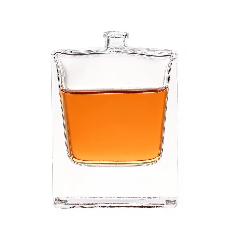 Luxury 100ml Custom Trapezoid Shape Square Glass Bottle Most Popular High-End Hotel Air Freshening clear Reed Diffuser Bottles