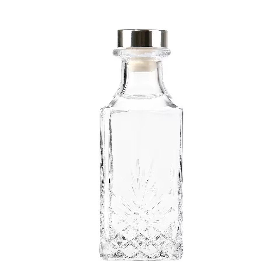 Customized Premium Artistic Embossed Transparent Hotel Resort Home Decor 20ml 30ml 50ml 100ml Glass Reed Diffuser Bottle