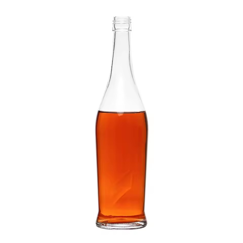 Factory Wholesale Clear Soda Glass Bottle Beverage Drink Glass Bottle with Screw Cap High End Mineral Water Glass Bottle