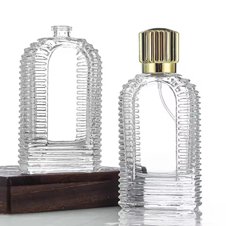 Premium Exclusive Embossment Clear Transparent 60ml Scent Bottle Customized Thick Base Glass Perfume Bottle