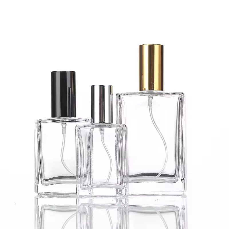Luxury 30ml 50ml 100ml Flat Square Bottle Elegant Empty Crystal Travel Refill Glass Perfume Bottle with Pump Sprayer