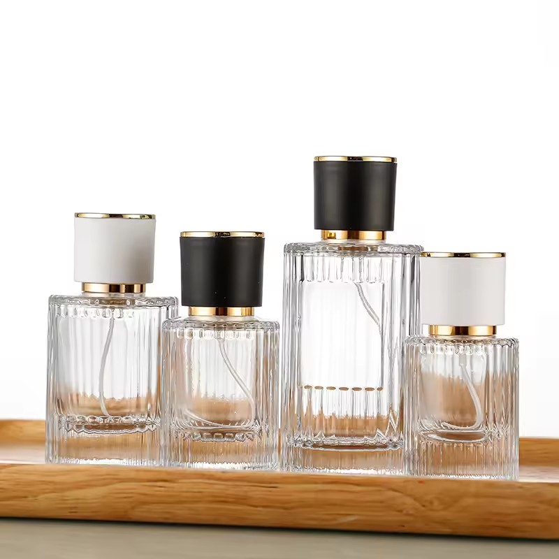 Luxury 30ml 50ml 100ml Clear Cosmetic Glass Perfume Bottle with Custom Packaging Pump Sprayer Sealing Type