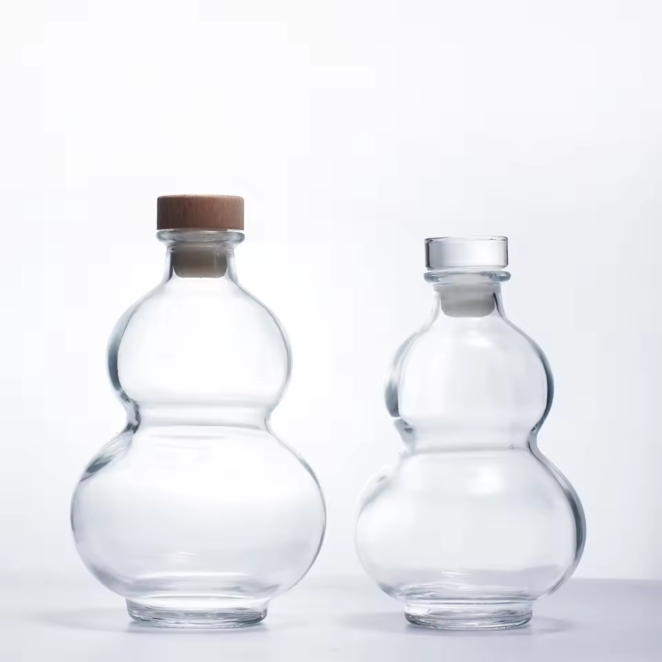 Sleek Custom Color Fruit Wine Dispensing Milk Tea Glass Bottle Cold Brew Screw Cap Durable Gourd Drink Cup Screen Printed