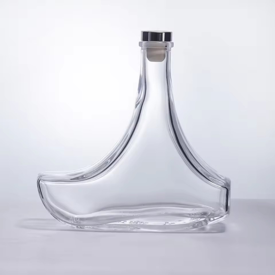 Clear Glass Bottles 500ml with Cork Lids for Tequila Brandy Energy Drinks and Wine Alcohols
