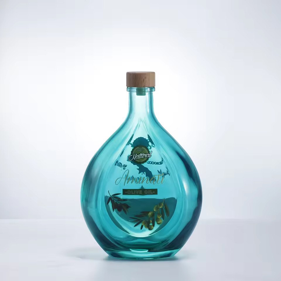 Custom 500ml Slim Flat Glass Bottle for Spirit for Tequila Brandy Whiskey Vodka Wine Rum Cork Sealing