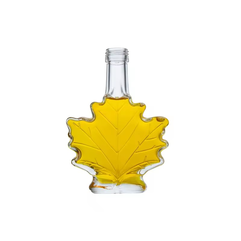 Maple Leaf Shaped Glass Syrup Bottle 100ml 250ml Glass Liquor Spirit Vodka Packaging Bottle