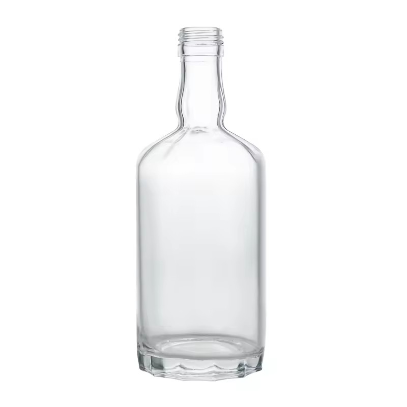 Wholesale Custom 500ml Glass Liquor Bottle Premium Spirit Bottle for Vodka Gin Whisky