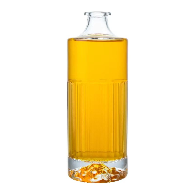 Hot Sale 500ml Vodka Spirits Whisky Glass Bottle for Rum Gin Flint Glass Bottle with Cork