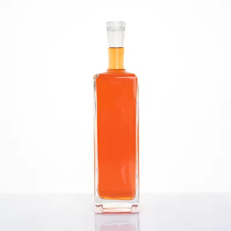 Square 750ml Juice Glass Bottles Wholesale for Spirit Whisky Vodka Cork for Water Brandy Screen Printing Frost Paint