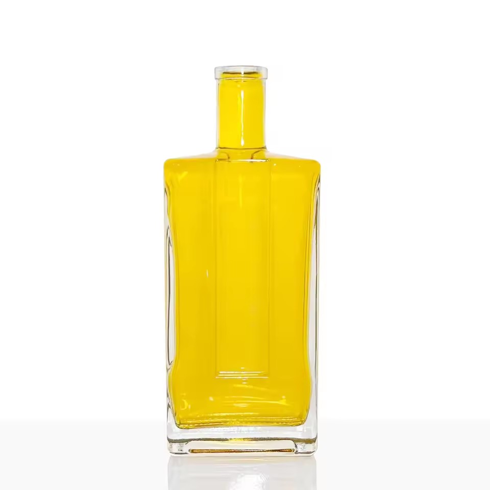 Square 750ml Juice Glass Bottles Wholesale for Whisky Vodka Cork for Water Brandy Double-Groove Flat Square Bottle