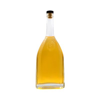 Wholesale unique 750ml thickness glass liquor alcohol bottle