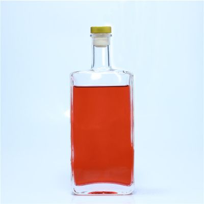 Clear flat liquor bottle square 500ml whiskey bottle glass alcohol spirits glass 