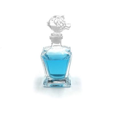 Unique shaped 150ml 5oz home decorative glass bottle reed diffuser bottle