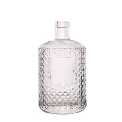 600ml Diamond shaped surface custom creative blown 600ml dimensions of liquor bottles 
