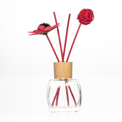 Customer Design Logo label Bottles 130 ml 4oz Square Empty Aroma Oil Reed Diffuser Glass Bottles with Wooden lids 