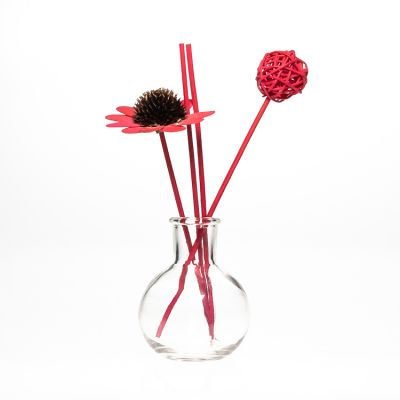 OEM Simple Design 130 ml 4.5 oz Clear Empty Liquid Air Freshener Fragrance Diffuser Bottles Glass with Rattan Flowers