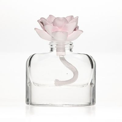 OEM Home Decorative 50ml Aroma oil Fragrance Diffuser Glass Bottle with Reed Sticks 