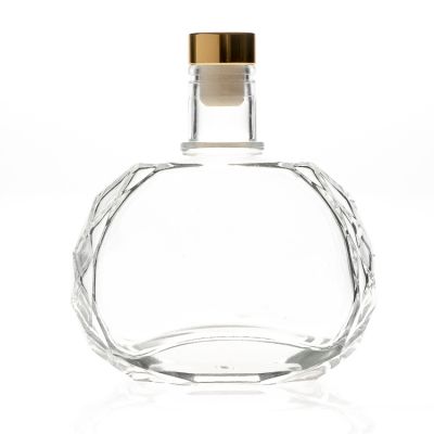 600ml Empty Wine Bottles 20 oz Large Capacity Flat Round Crystal Whisky Glass Bottle for Liquor