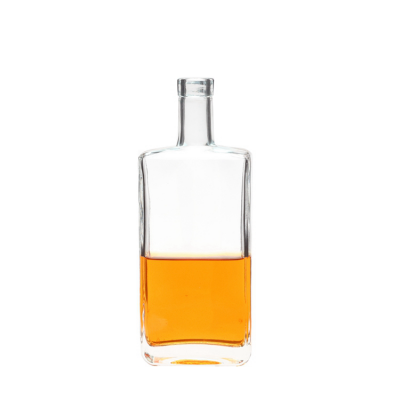 Hot sale 500ml Flat Square empty vodka glass Liquor bottles