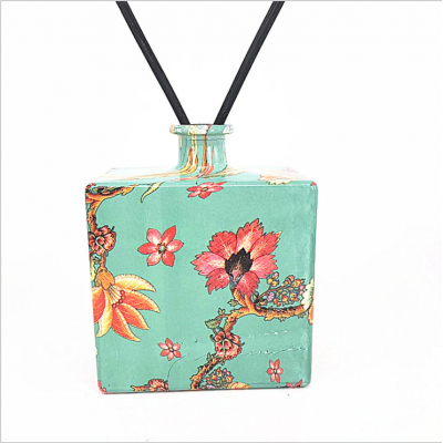 Eco-friendly Hand Made Cosmetic Glass bottle perfume bottle 