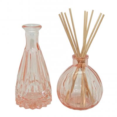 4.5oz mini diffuser bottles 6.5oz empty glass bottles 7.5oz reed diffuser glass bottles ribbed and color sprayed 