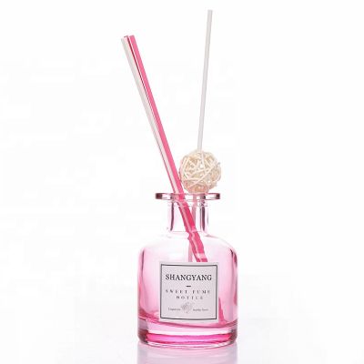 Custom Made 150ml Pink Aroma Reed Diffuser Glass Bottle With Rattan Sticks
