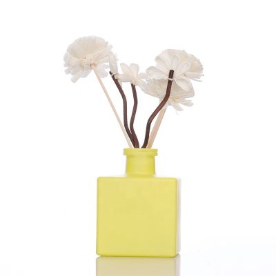 Factory Wholesale 200ml Square Yellow Coloured Empty Fragrance Oil Packaging Glass Reed Diffuser Bottle 