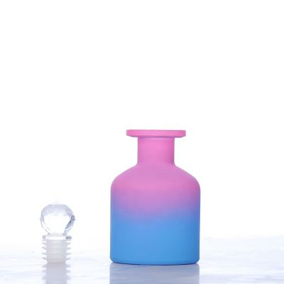 150ml Round Shape Customized Sprayed Color Reed Diffuser Glass Bottle With Stopper