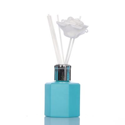 Wholesale 100ml Blue Empty Hexagonal Reed Diffuser Glass Bottle 