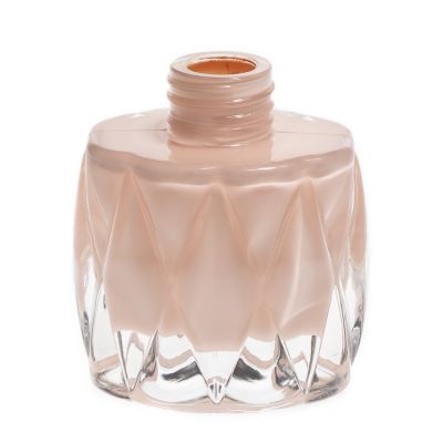 Empty perfume bottle pink 80ml engraving oval shaped curved reed diffuser glass bottles 