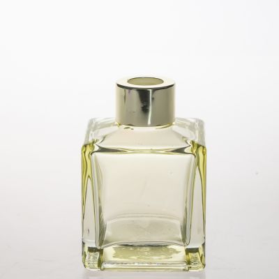 Light Yellow Square Cosmetic Bottles 120 ml 4oz Fragrance Bottles Reed Diffuser Glass Bottle 