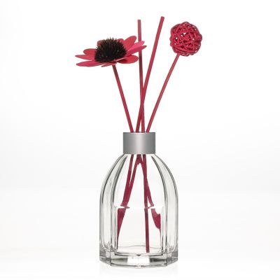 Customized Logo Brand 200ml 6.8oz Eight Edge Shaped Empty Clear Glass Diffuser Bottle for Aromatherapy oil 