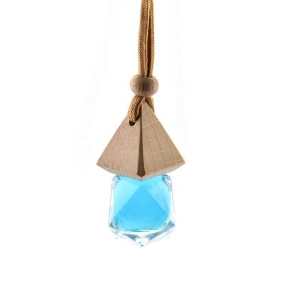 Wooden cap car perfume bottle empty perfume bottles 8ml glass pendant aroma diffuser Perfume Bottles 