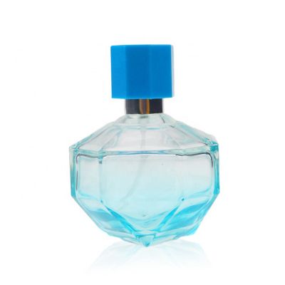 80 ml Premium Diamond Shaped Perfume bottles/ Light Blue Gradient Color Perfume Glass Bottle With Atomizer 