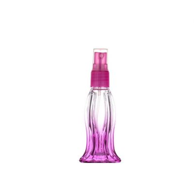 15ml new style custom color fish-shaped empty glass perfume spray bottle with plastic cap 