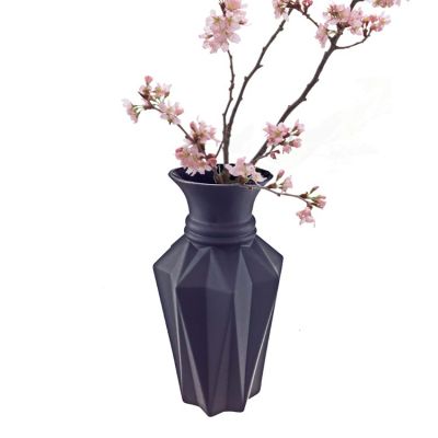 Decorative Modern Glass Chinese Vase 